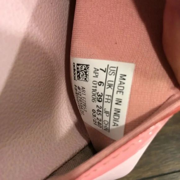 Adidas Slides - Picture 6 of 6